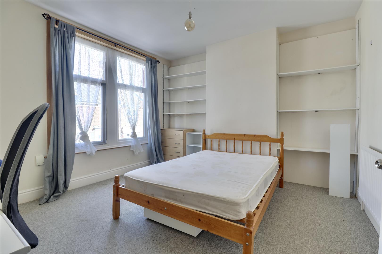 Flat Empshott Road in Portsmouth