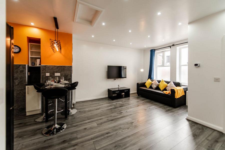 Room Liverpool Road in Salford