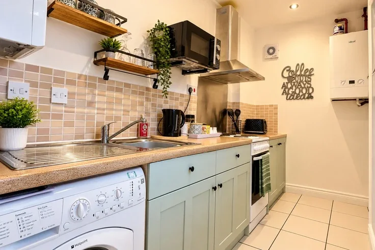 Flat Wavers Marston in Metropolitan Borough of Solihull