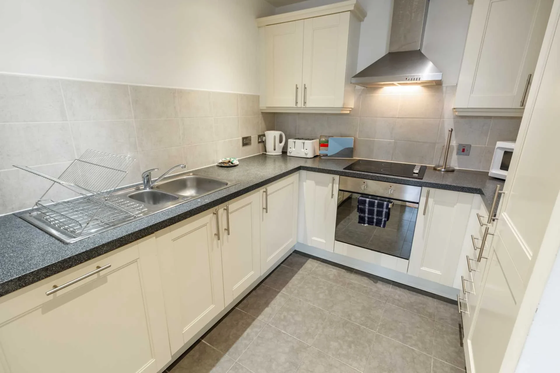Flat Pughs Yard in Hope