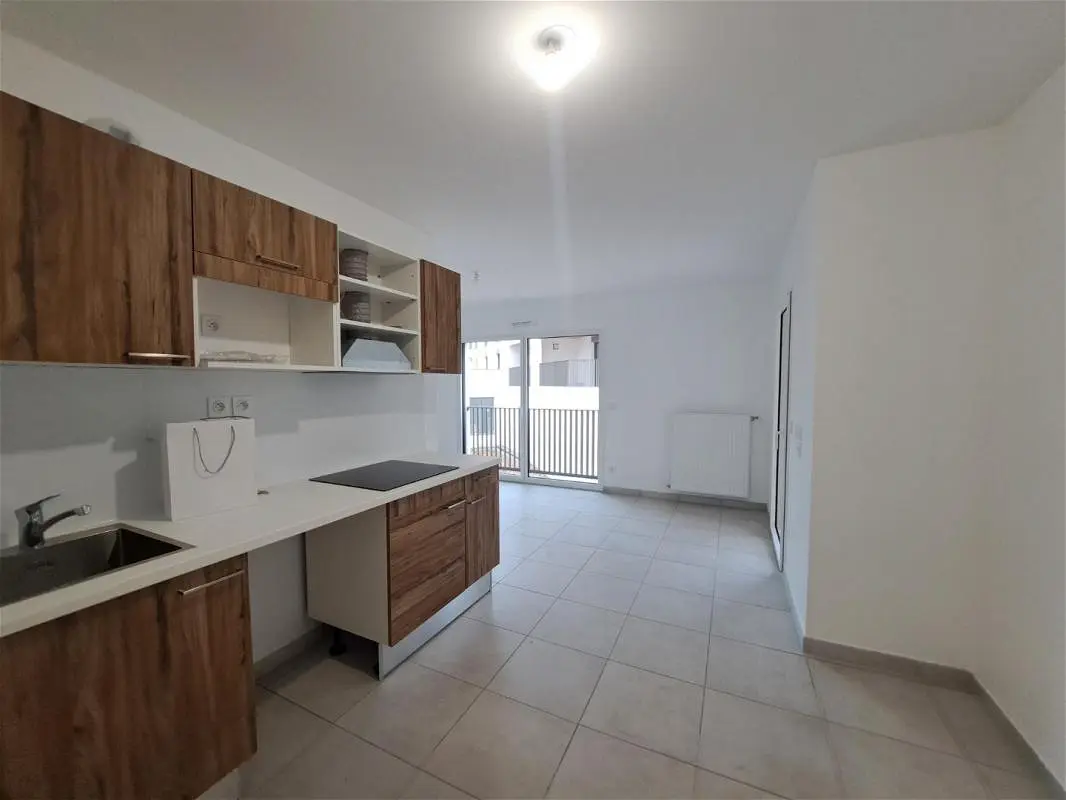 Flat Rue Bovier Lapierre in Bourgoin-Jallieu