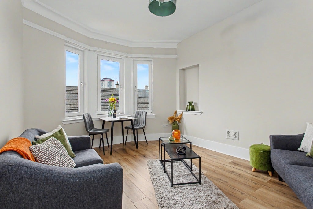 Flat George Street in Paisley