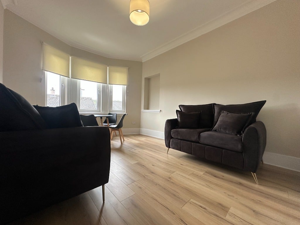 Flat George Street in Paisley