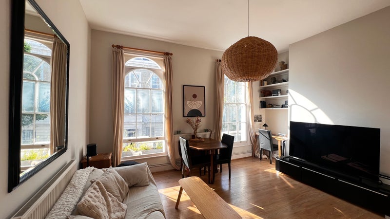 Room Charlwood Street in City of Westminster