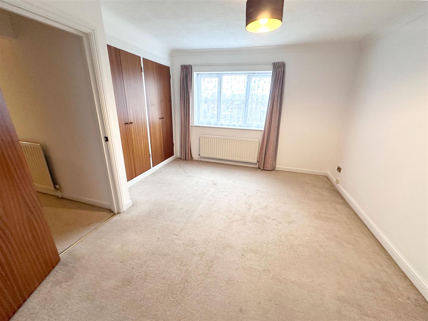 Flat Hastings Road in Rother