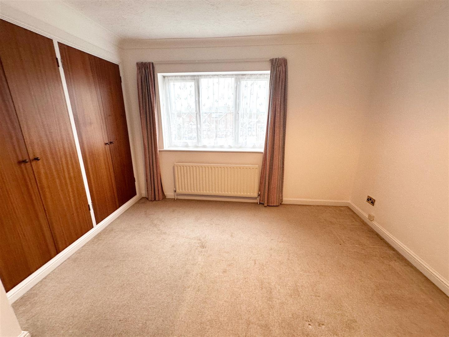 Flat Hastings Road in Rother