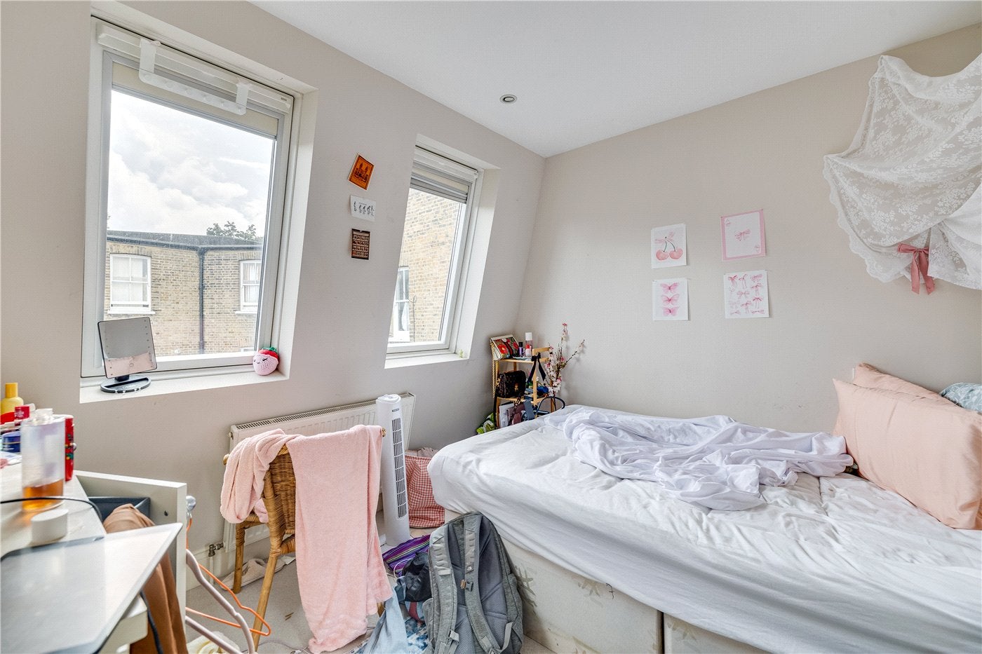Flat Lillie Road in Greater London