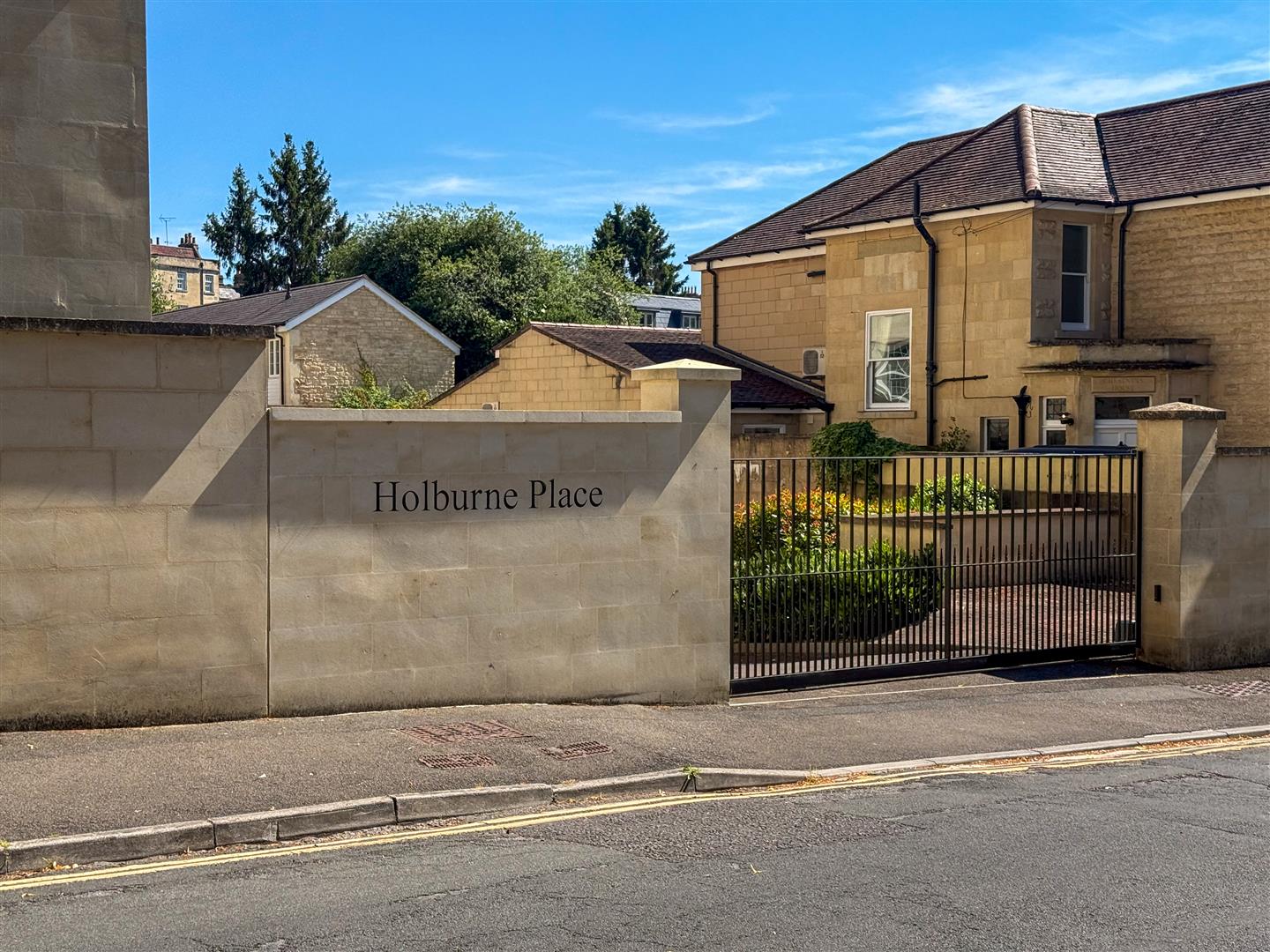 Flat Park Street in Bath