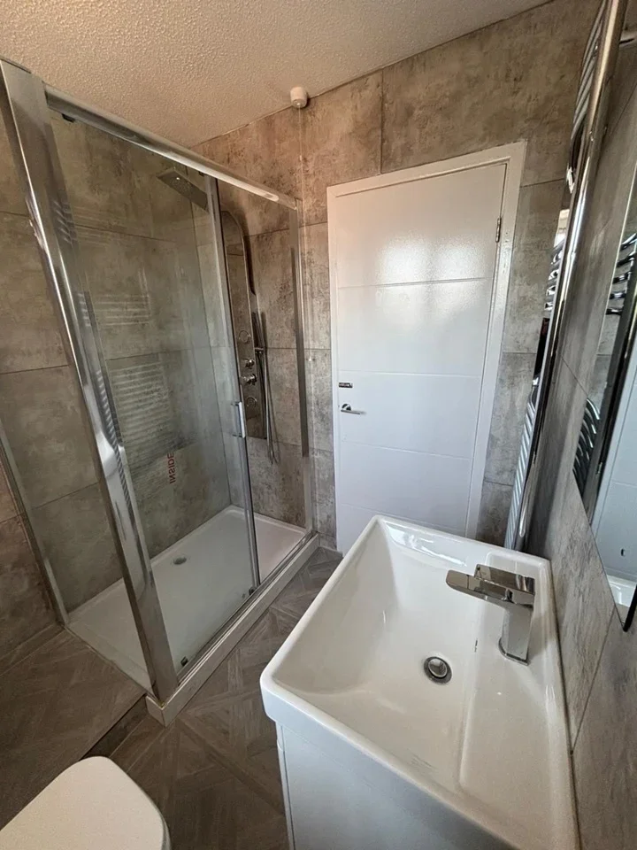 Flat Regency Court in Bradford