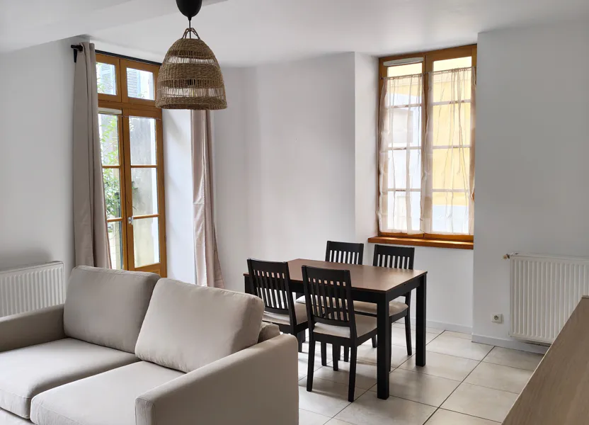 Appartement Rue Castetnau à Pau