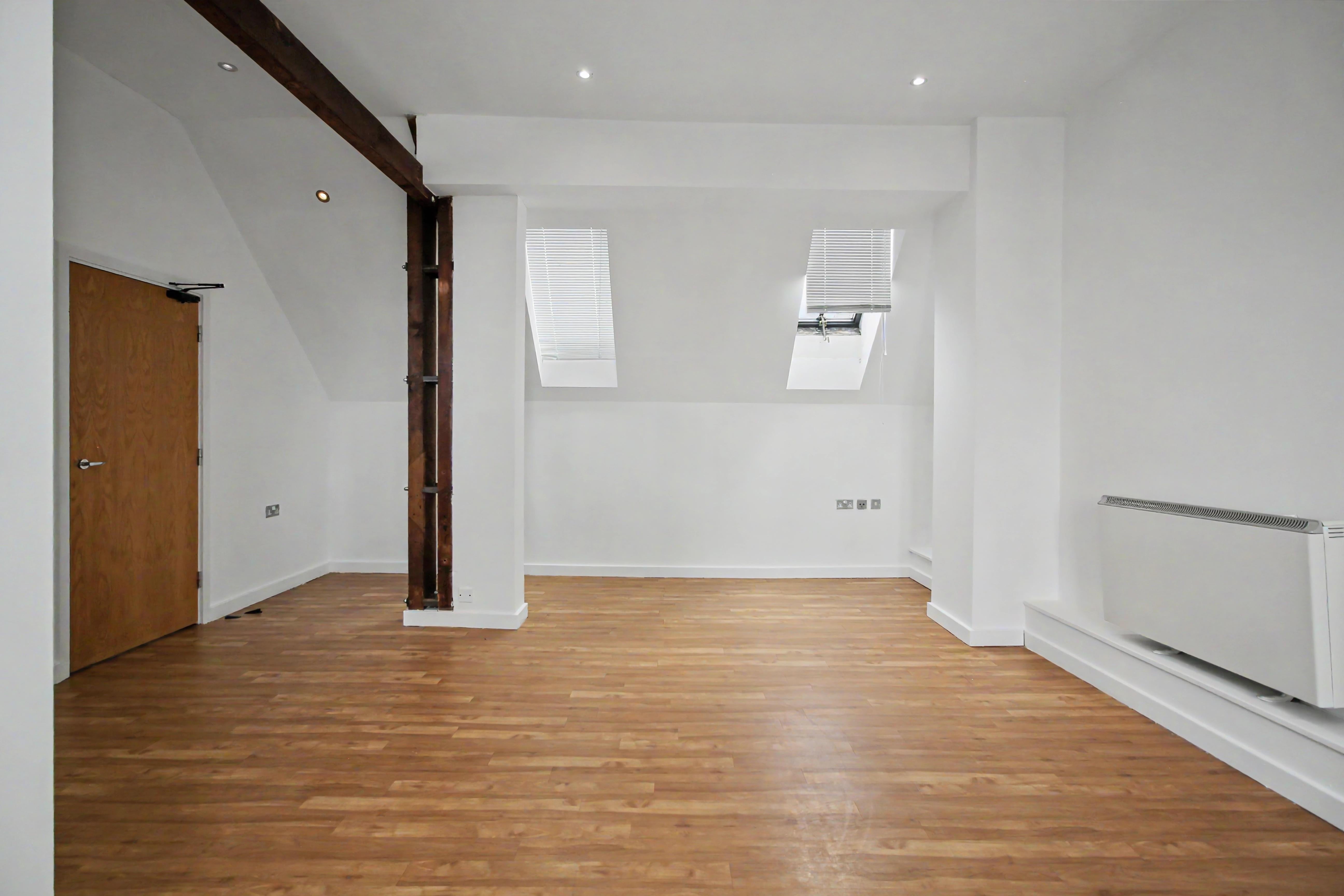 Flat Saint Giles Street in Northampton