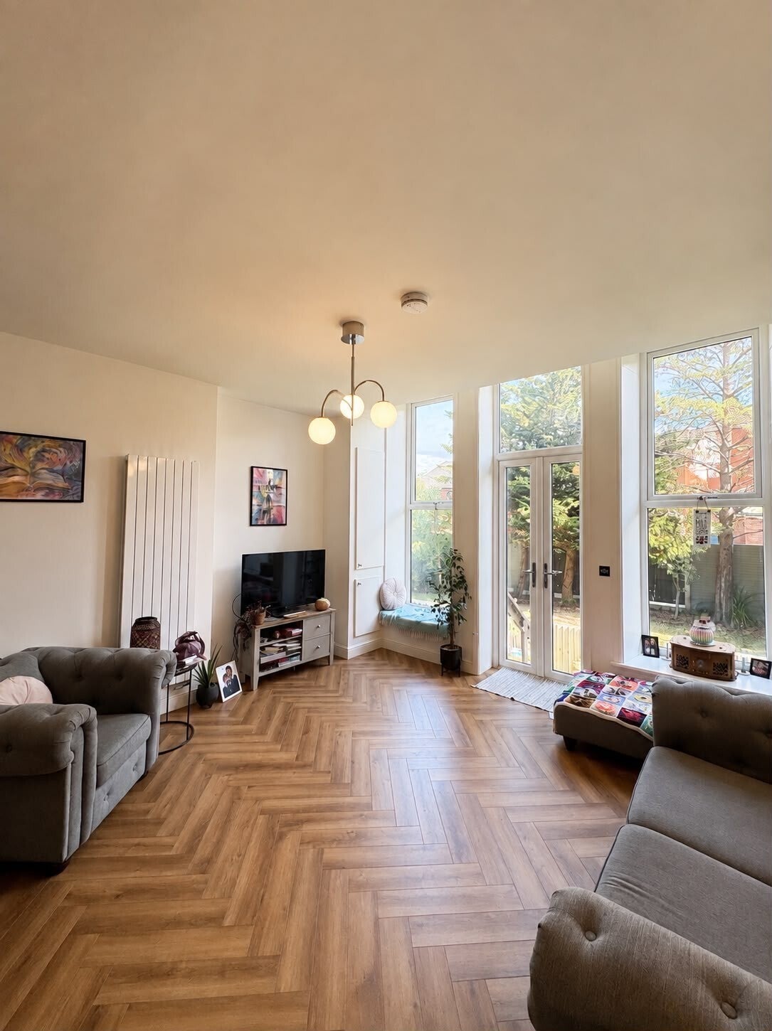 Flat College Avenue in Crosby