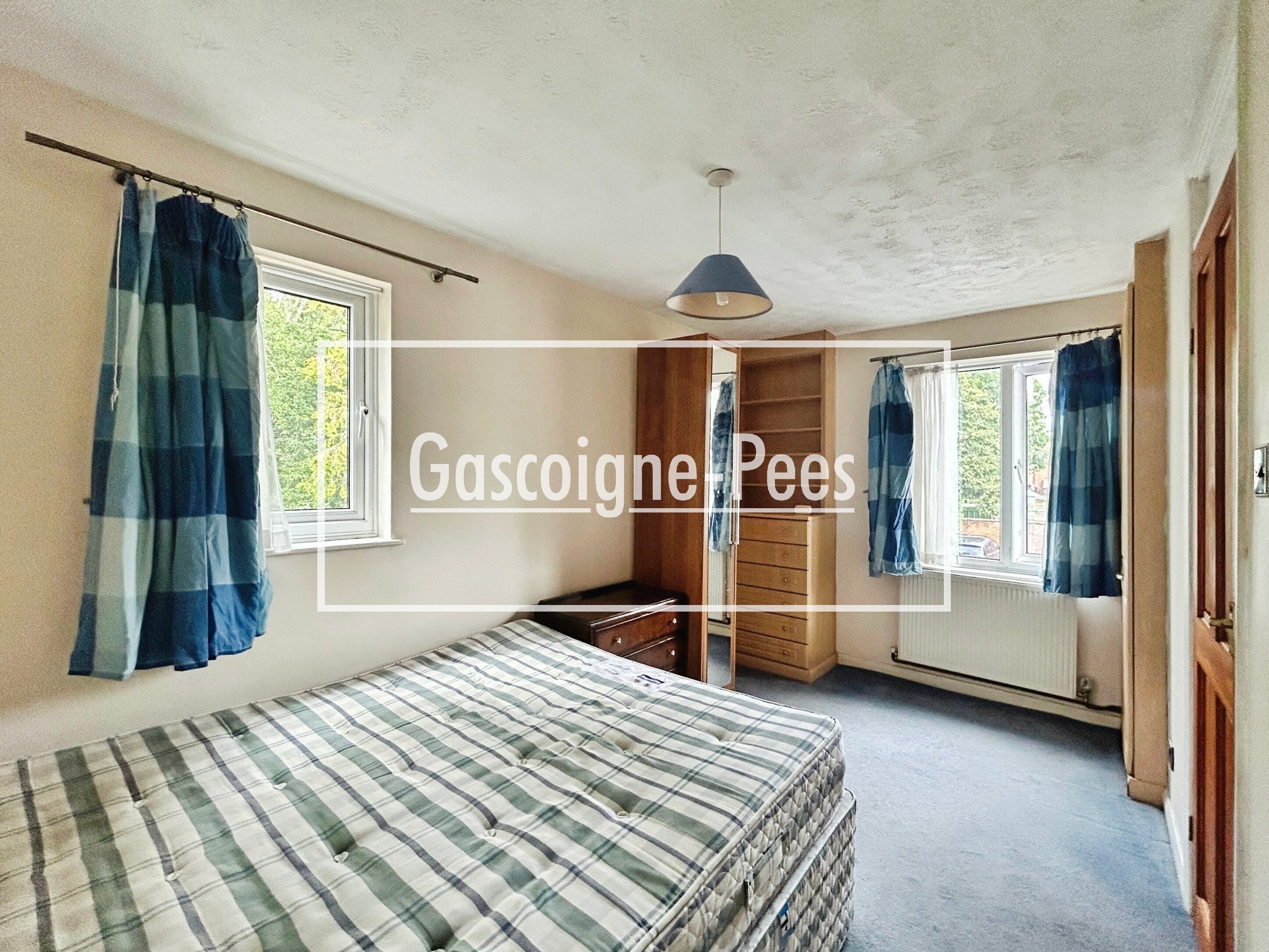 House Cedar Close in Basingstoke and Deane