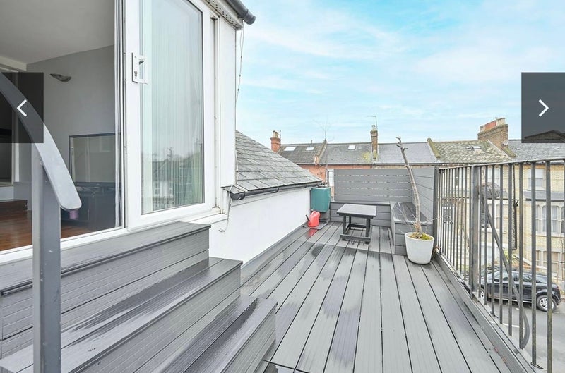 Room Lothair Road in Greater London