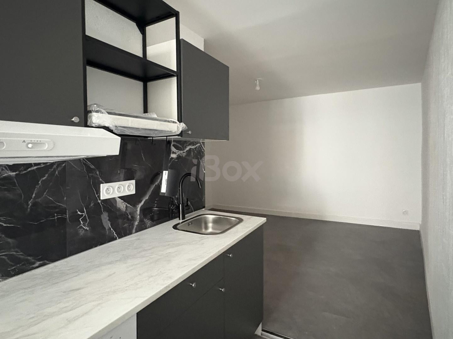 Room Rue du Noyer in Toulon