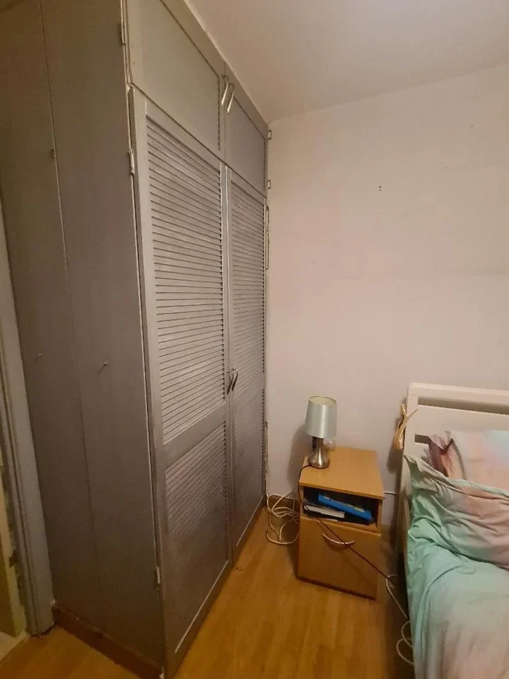 Room Lonsdale Drive in Greater London