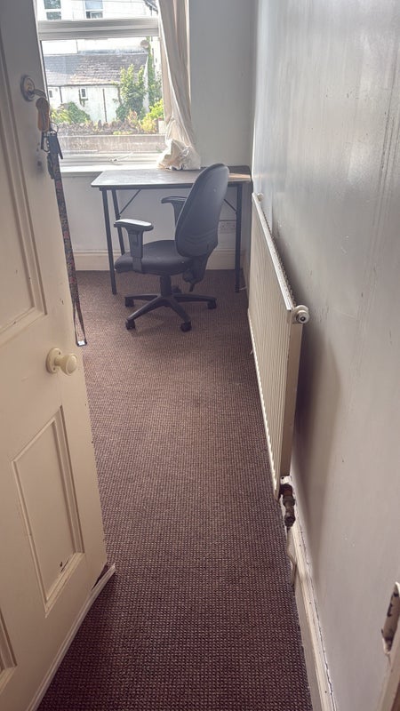 Room Morlais Street in Cardiff