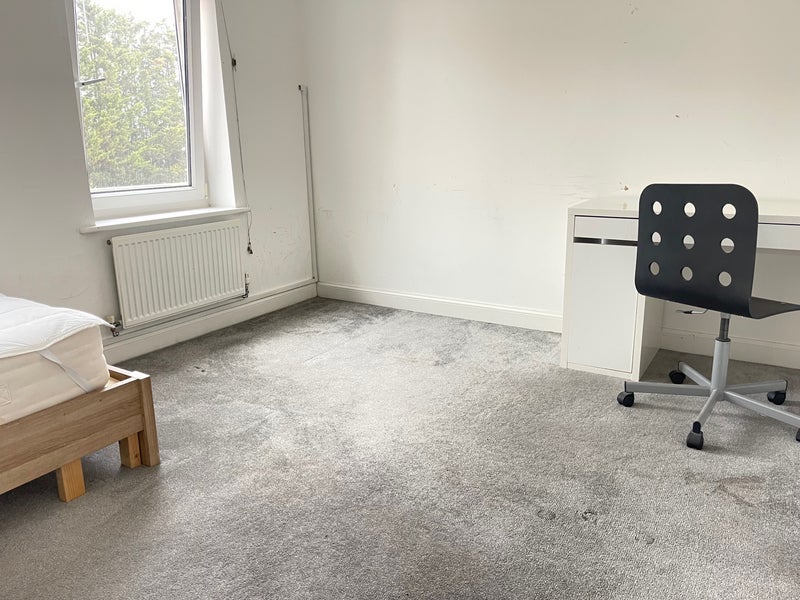 Room Bowhill Way in Harlow