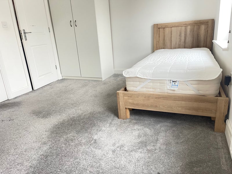 Room Bowhill Way in Harlow