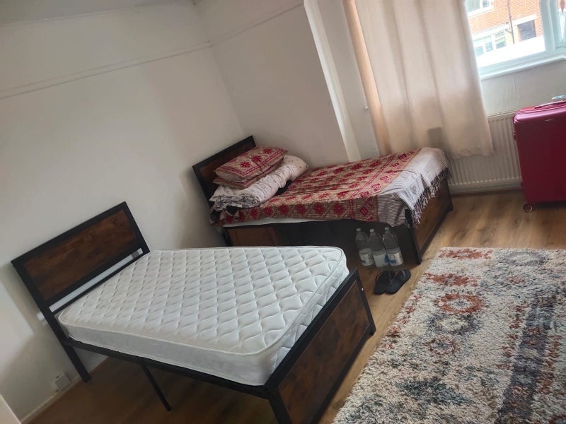 Room Brenley Close in Greater London