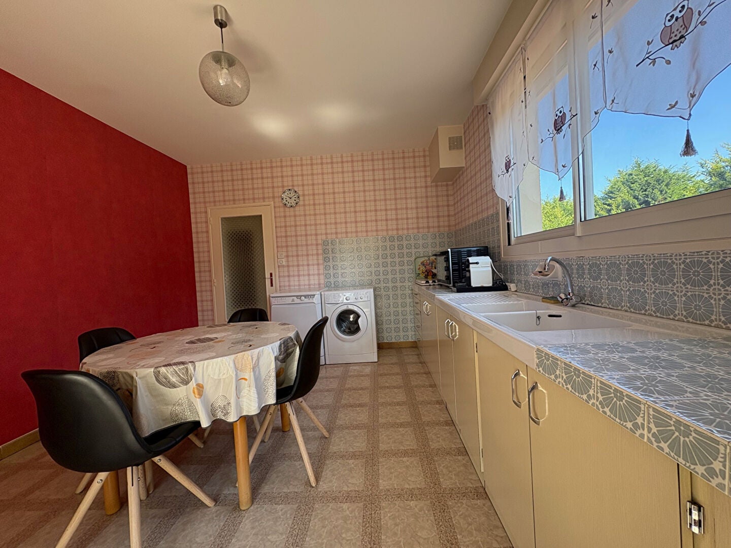 House Route des Petits Bois in La Couronne