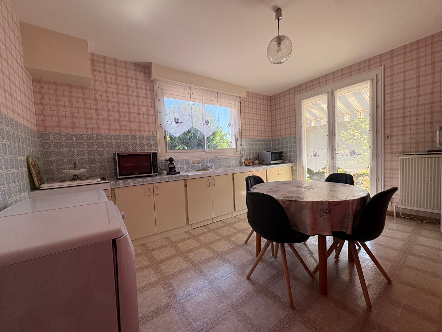 House Route des Petits Bois in La Couronne