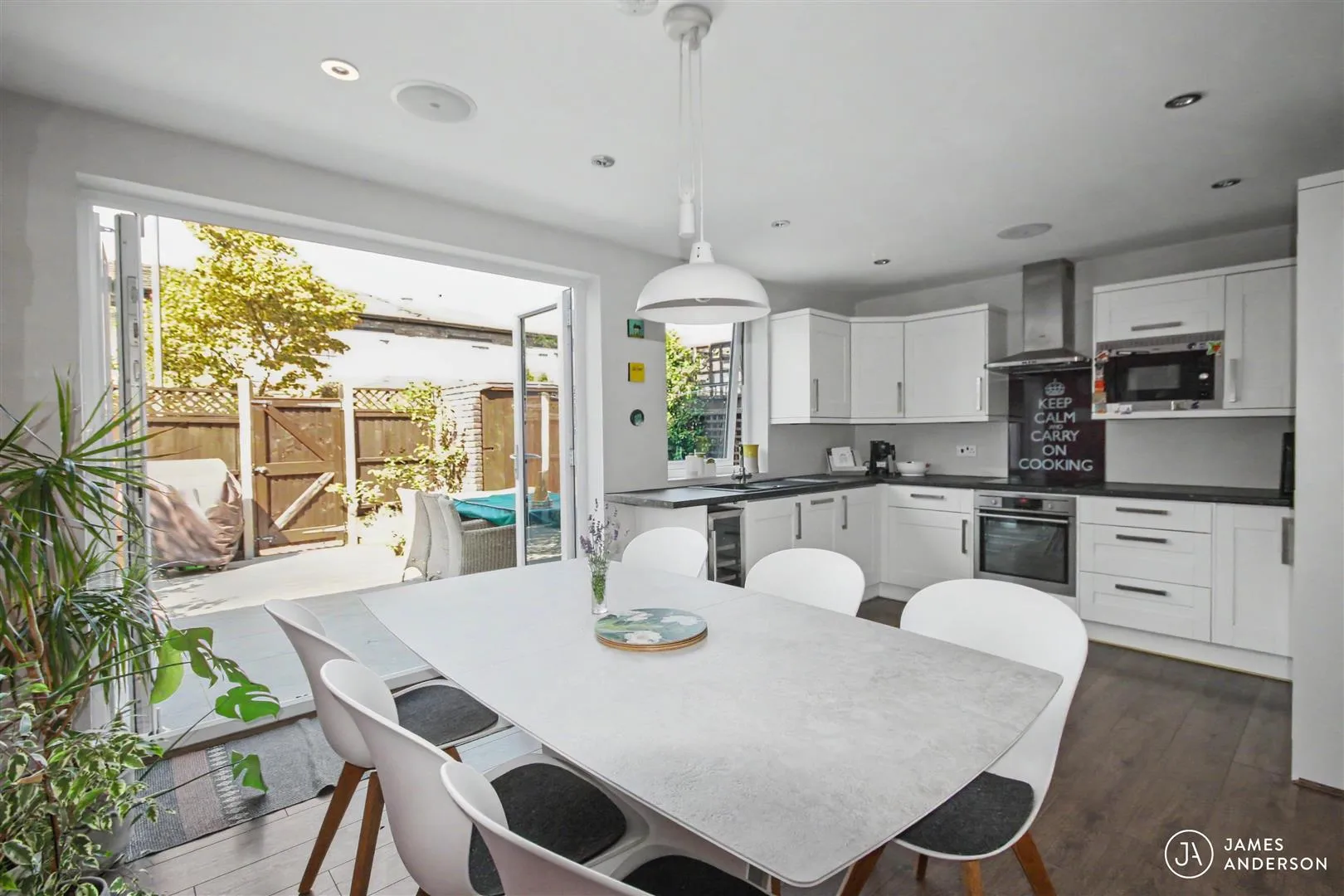 House Dowdeswell Close in Greater London