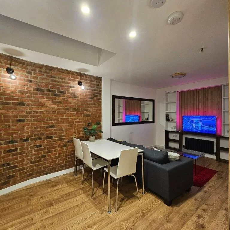 House Crescent Road in Greater London