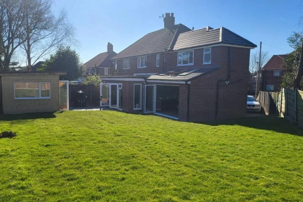 House Cedar Avenue in Wigan