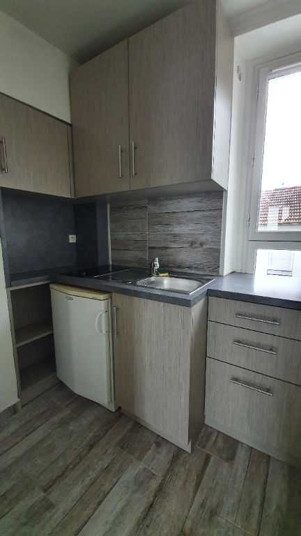 Flat Rue de Paris in Joinville-le-Pont