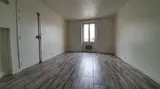 Flat Rue de Paris in Joinville-le-Pont