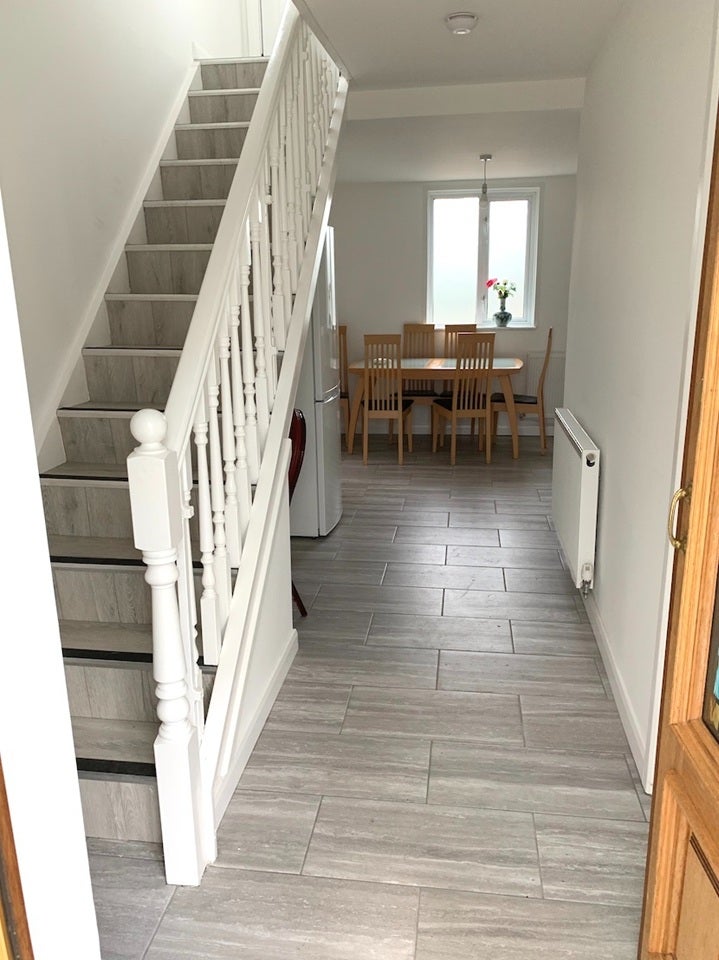Room Freeburn Causeway in Coventry