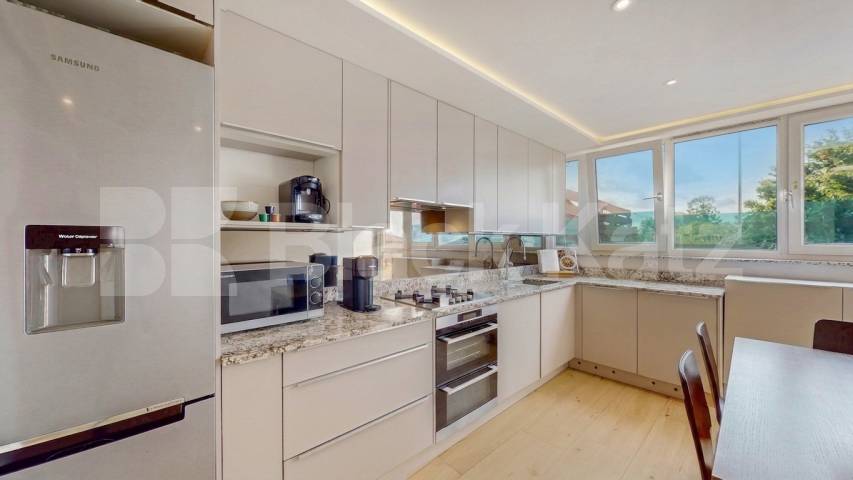 Flat Iverson Road in Greater London
