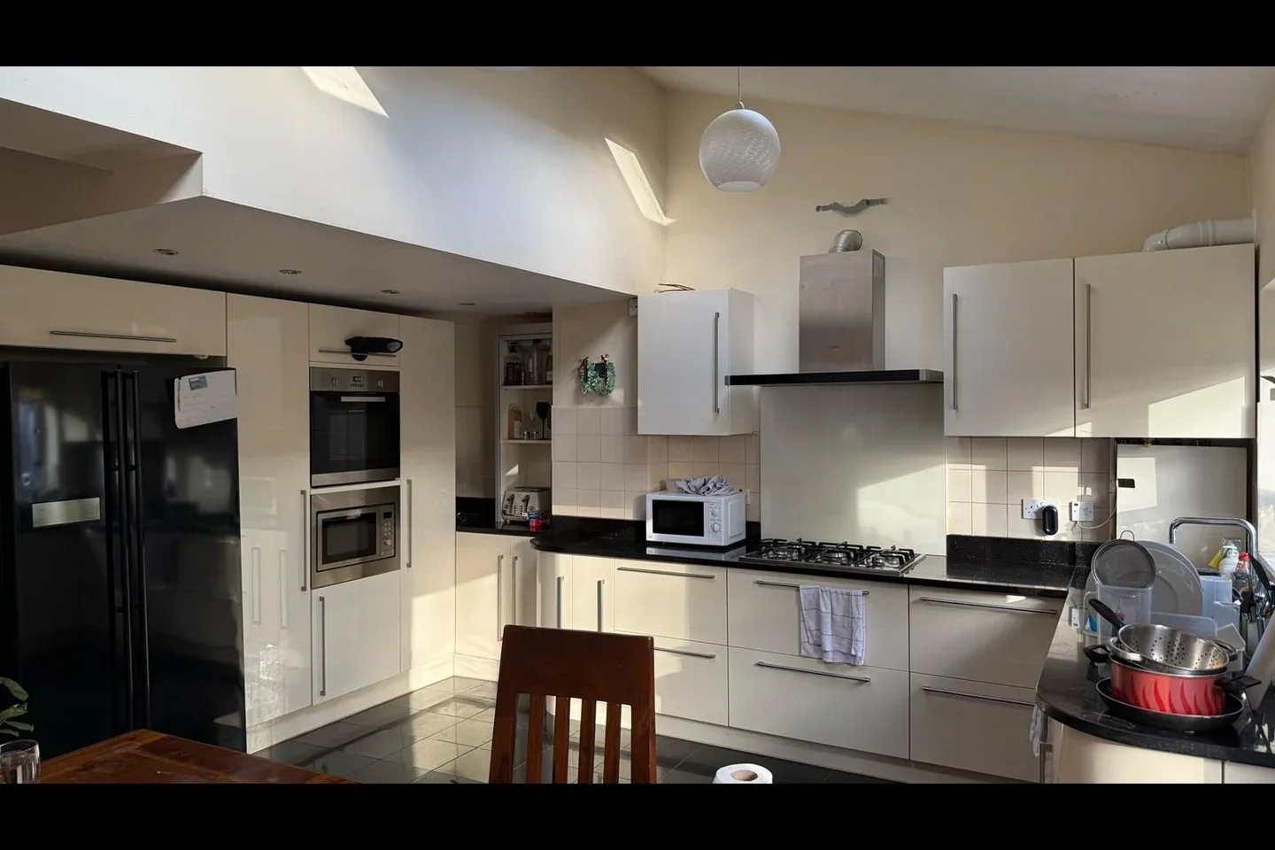 Room Parsonage Street in Greater London