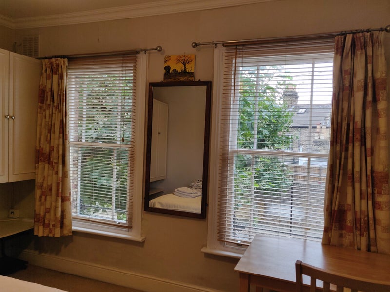 Room Marne Street in City of Westminster