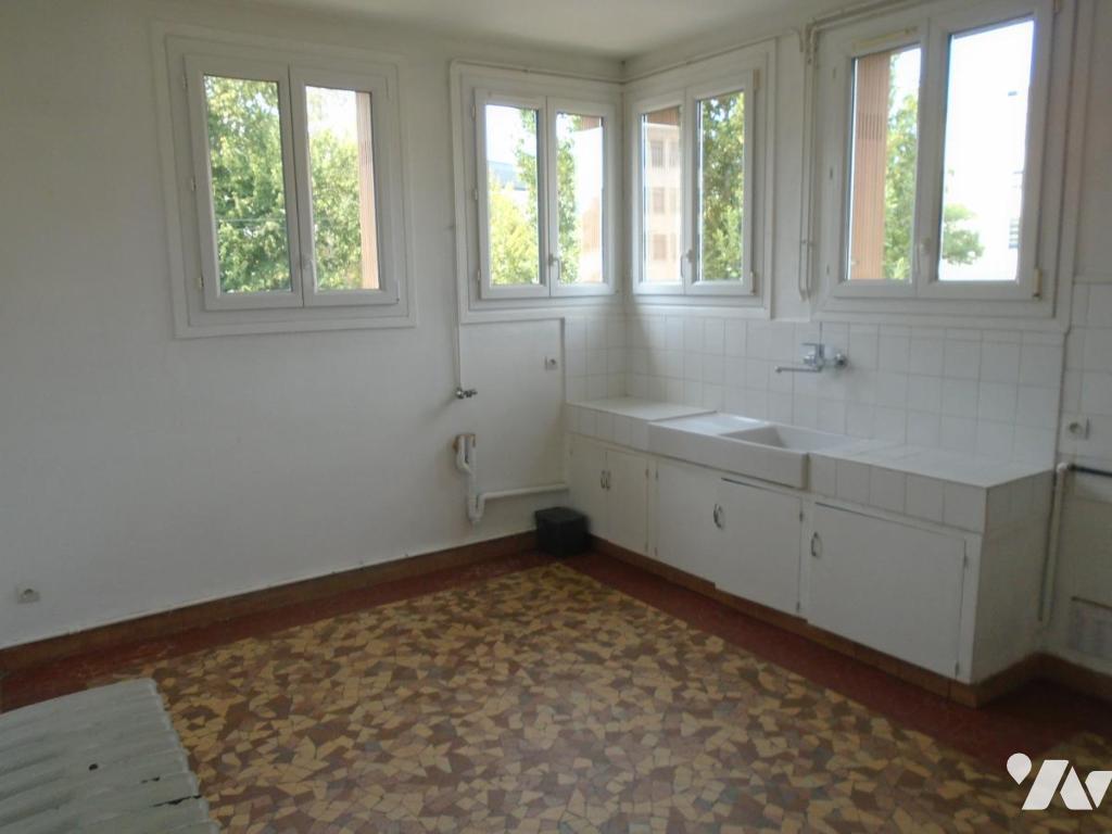 Appartement Esplanade de la Paix à Caen