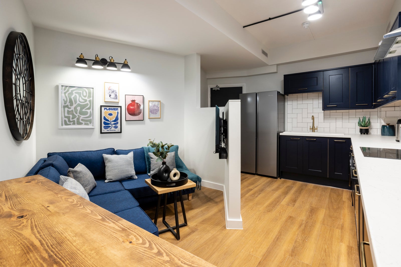 Room Sheen Road in Greater London