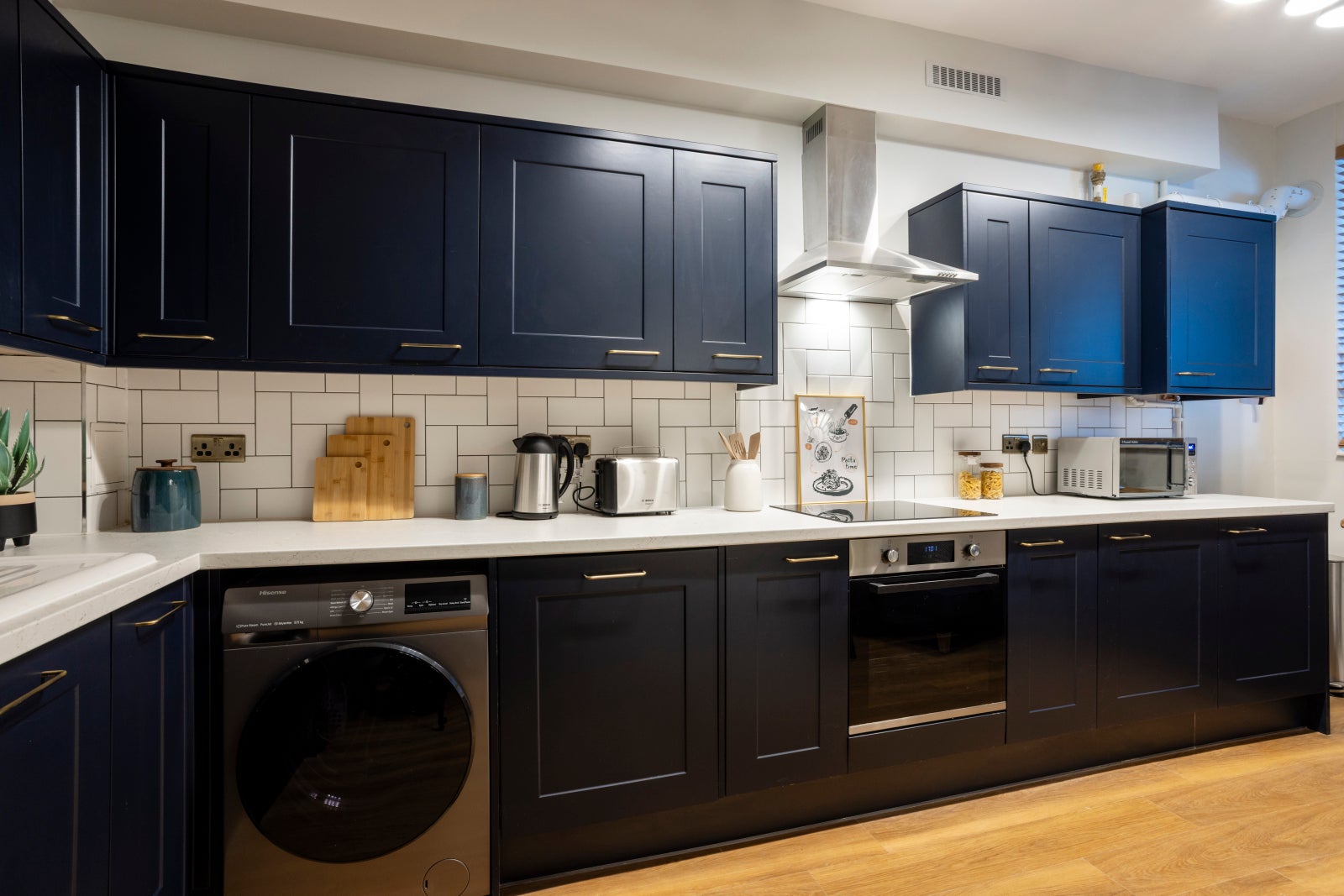 Room Sheen Road in Greater London