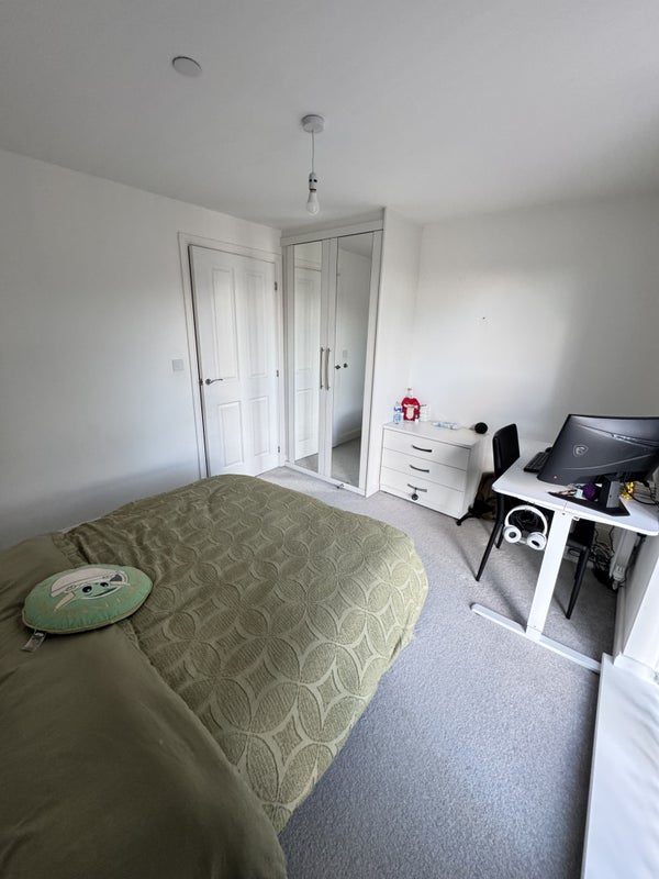 Flat Berrington Walk in Birmingham