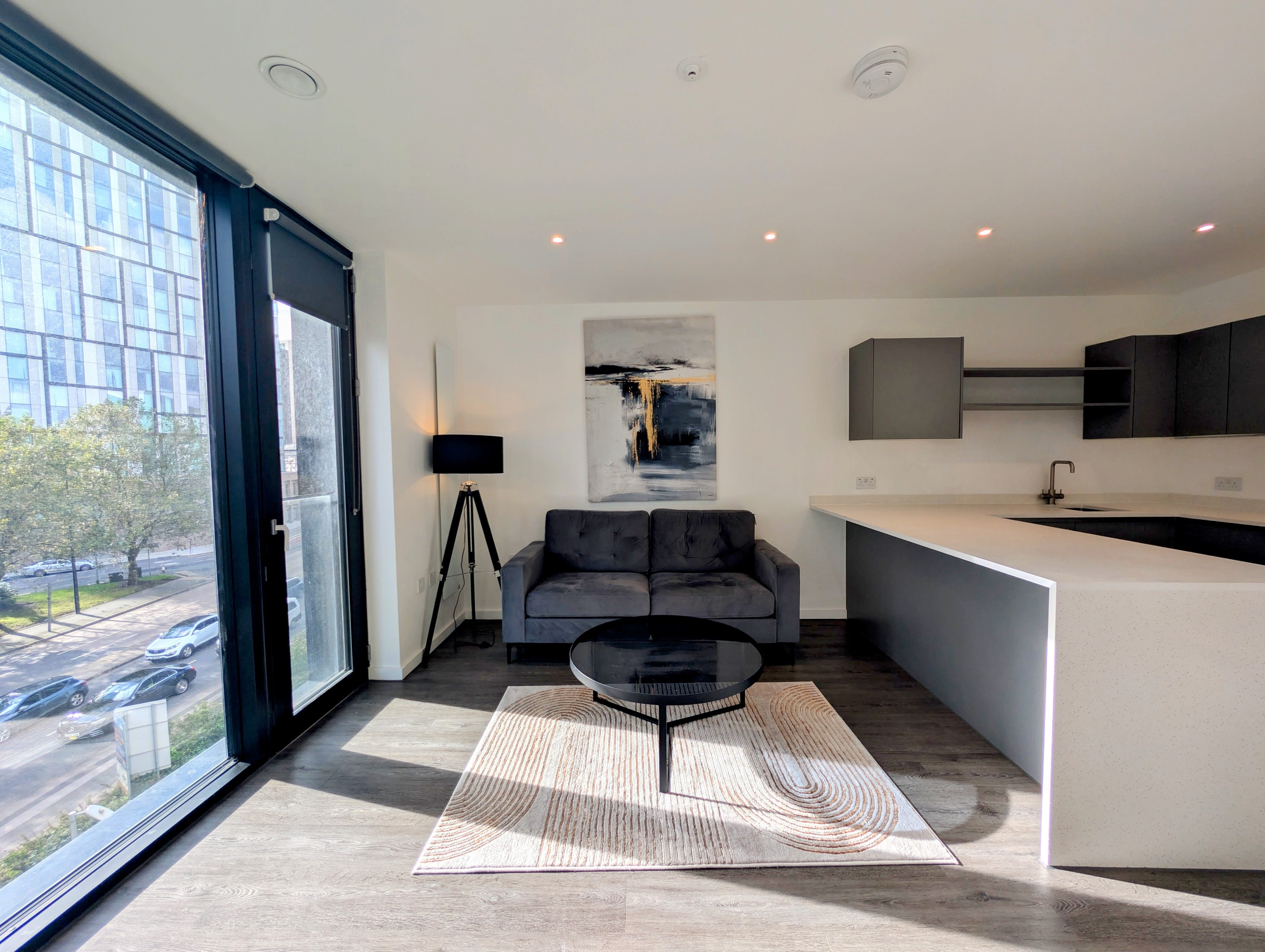 Flat Trinity Way in Salford