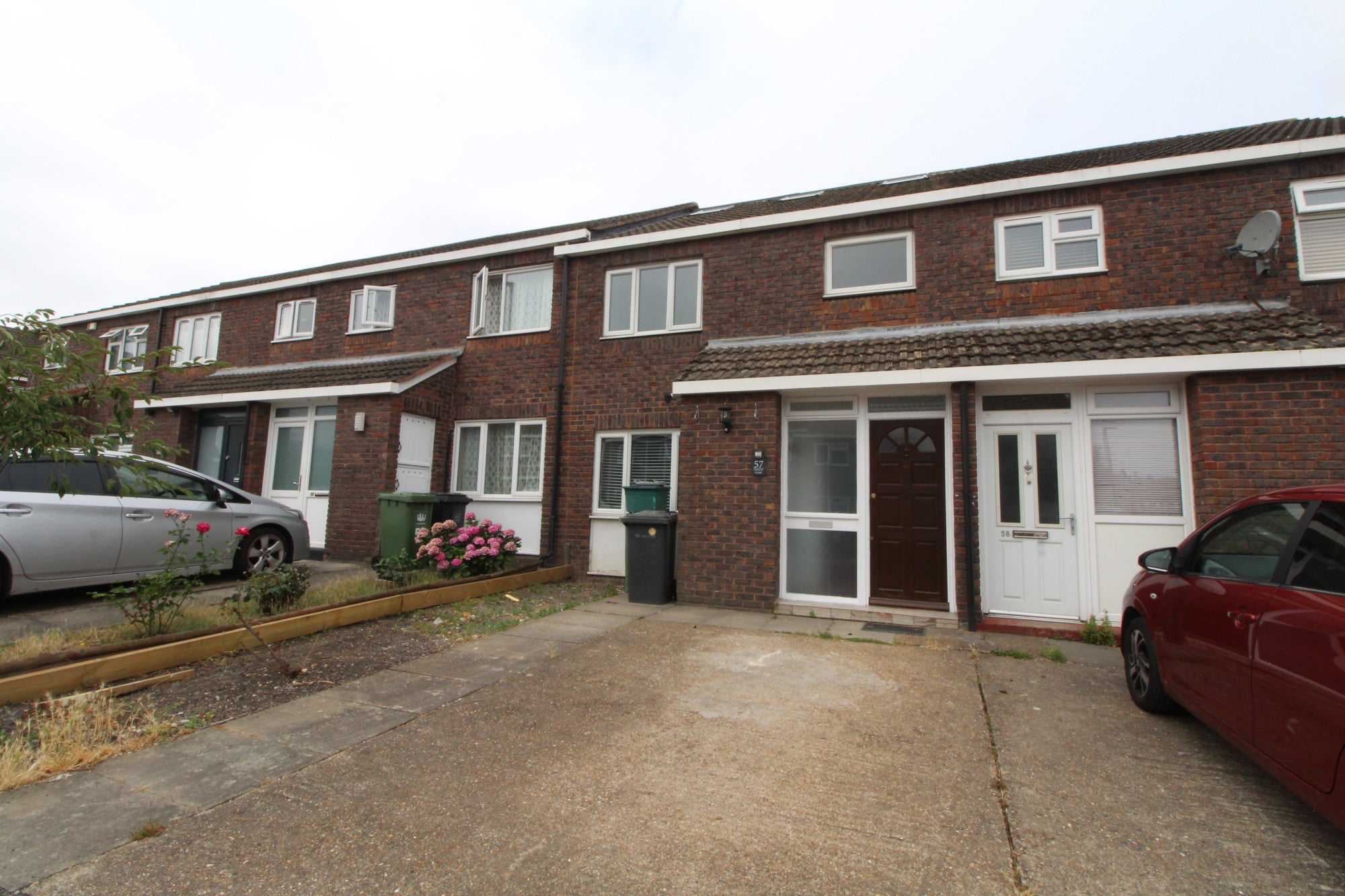 House Dillwyn Close in Greater London