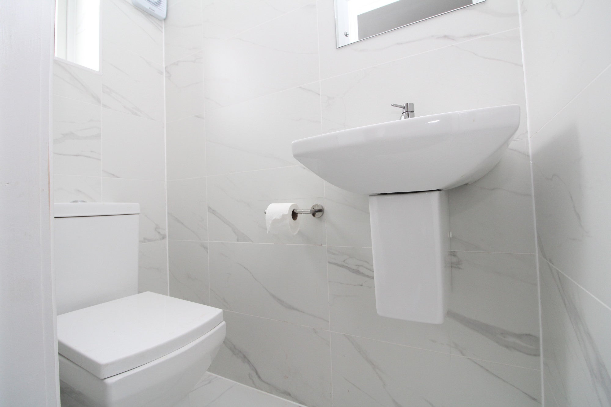 House Dillwyn Close in Greater London