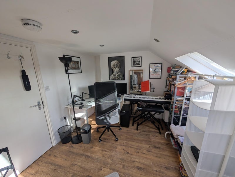 Room Meeson Street in Greater London