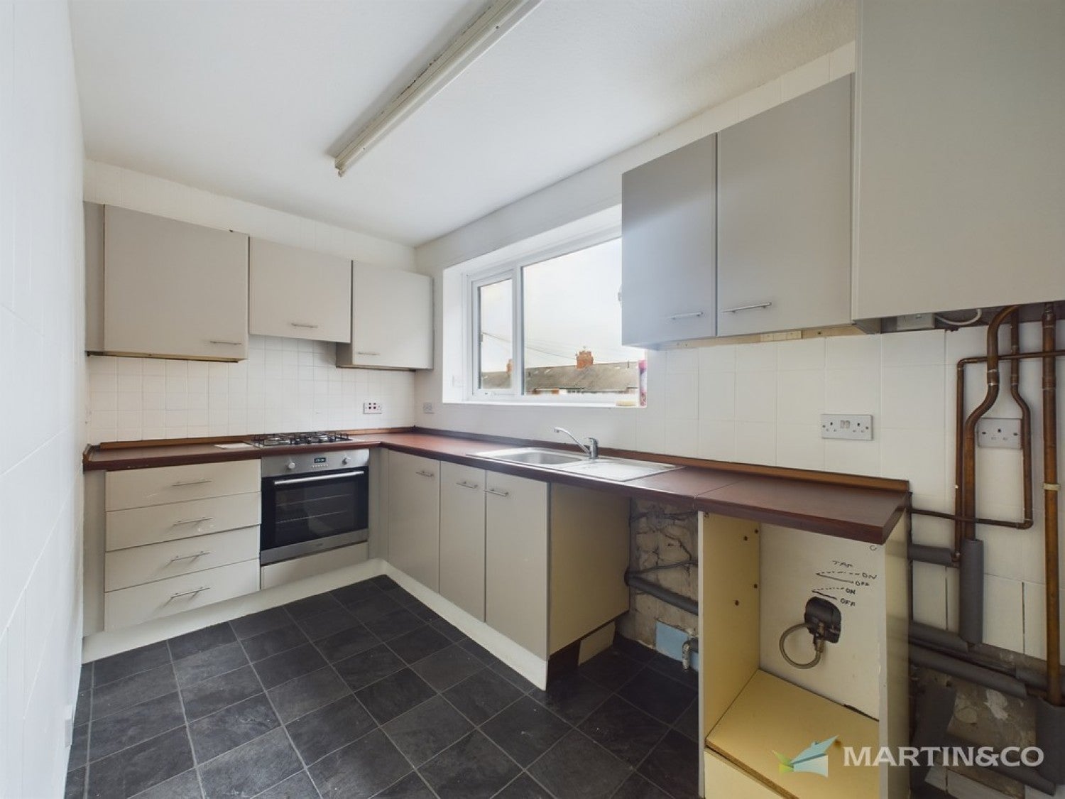 Flat Wyre Grove in Blackpool