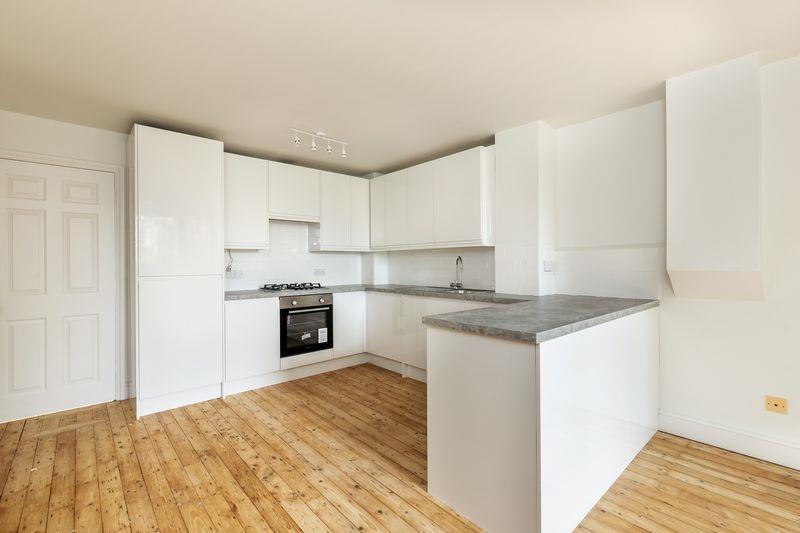 Flat Muswell Hill Road in Greater London