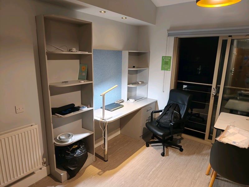Room Kingsland Road in Greater London