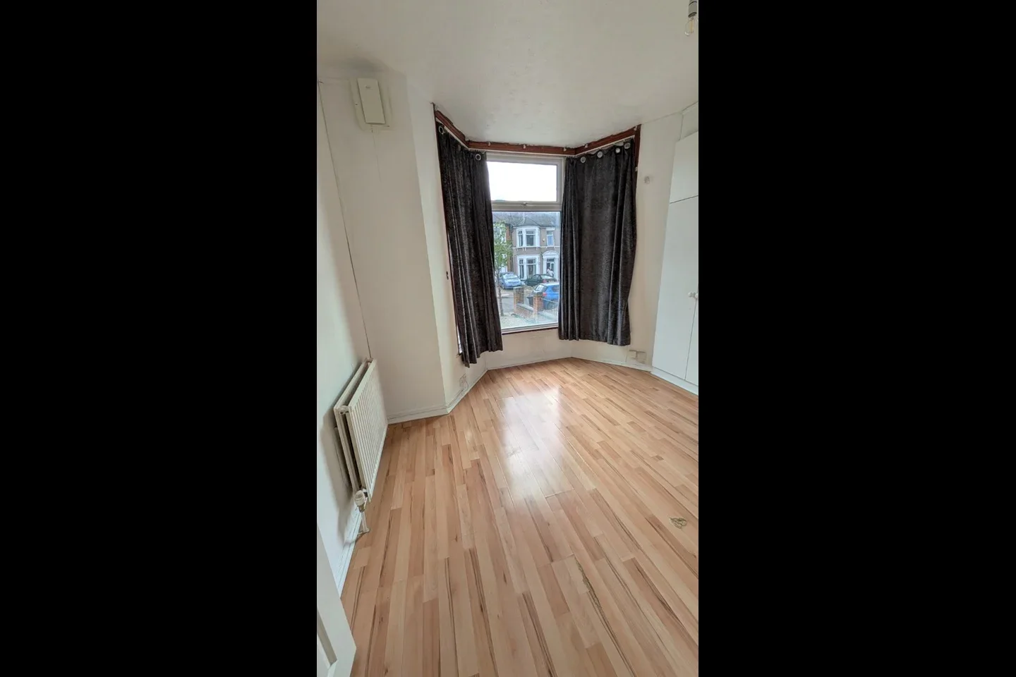 Flat Selborne Road in Greater London