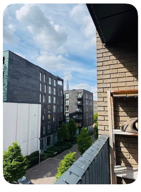 Flat Arts Lane in Greater London