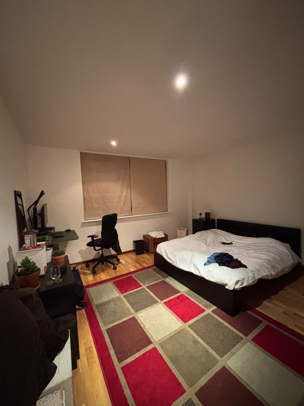 Room Nile Street in Greater London