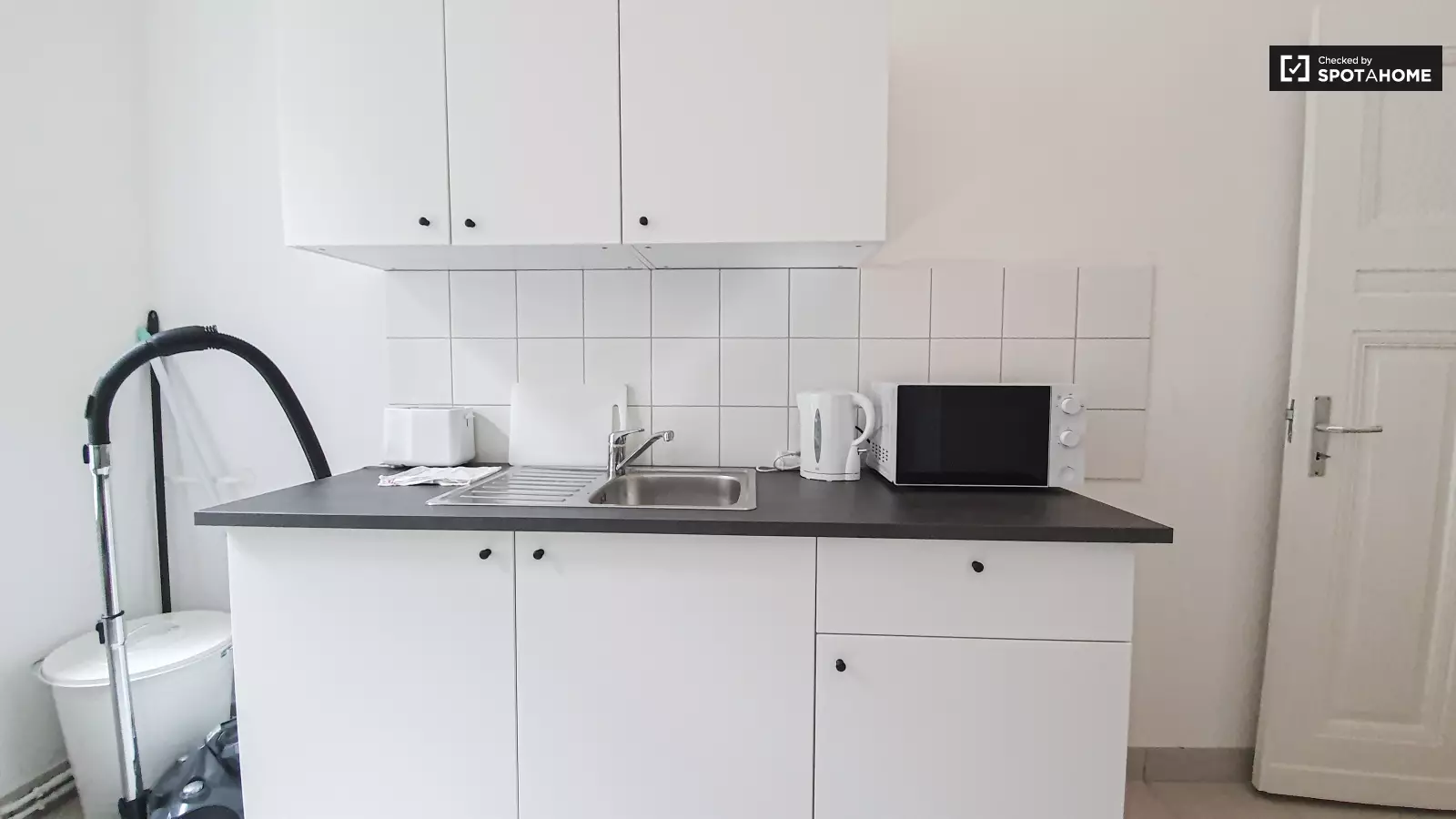 Wohnung Flughafenstraße in Berlin